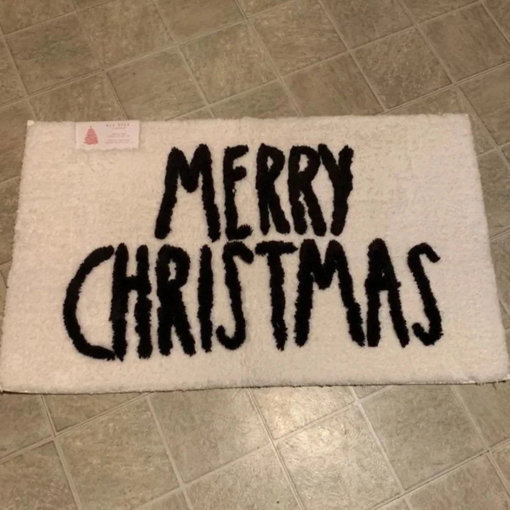 Rae Dunn Bath Mat
